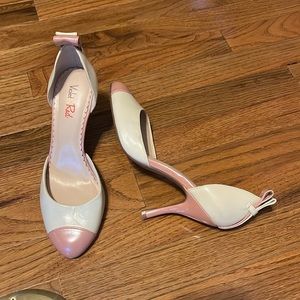 Violet Red Heels - Size 8